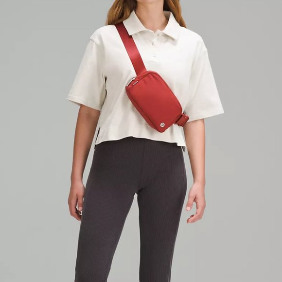 NWT Lululemon Everywhere Belt Bag 1L in Terra Orange - Picture 1 of 9